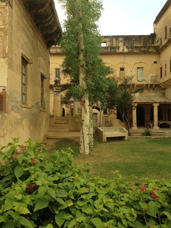 Narayan Niwas Castle Hotel Ramgarh Shekhawati Exterior photo