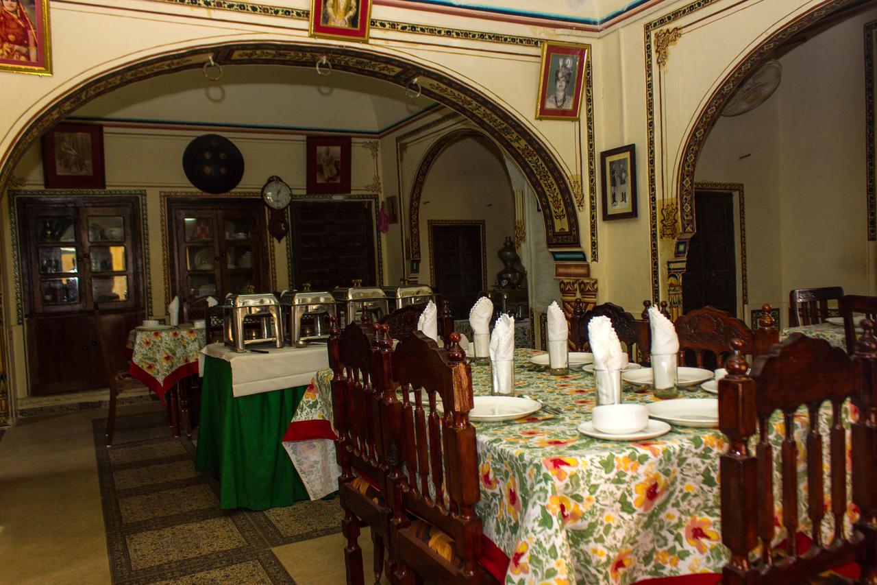 Narayan Niwas Castle Hotel Ramgarh Shekhawati Exterior photo